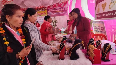 लुम्बिनी प्रदेश स्तरीय प्रर्दशनीमा १५ लाख बढी कारोबार 